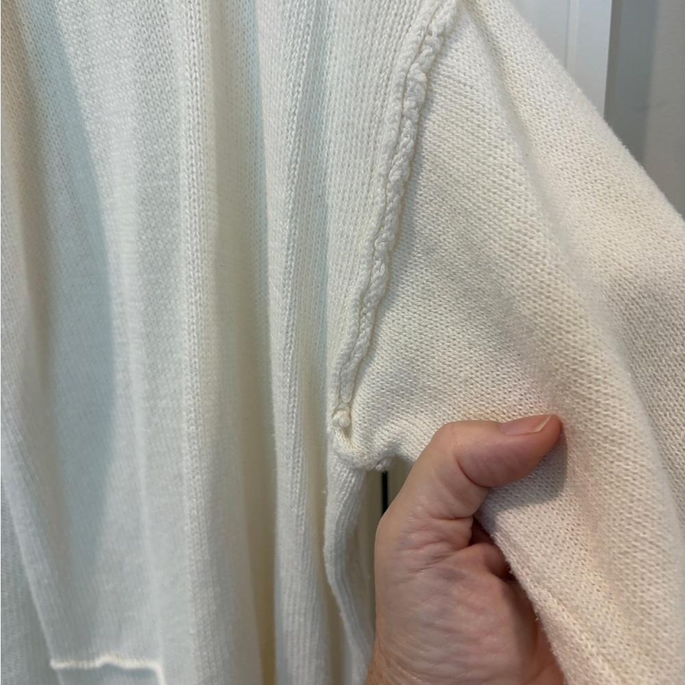 SWEATER BUNDLE- WONDERLY BRAND CREAM CARDIGAN and
TIME AND TRUE TUNIC SWEATER - Picture 6 of 16